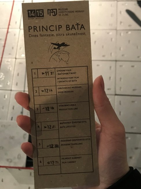 2523